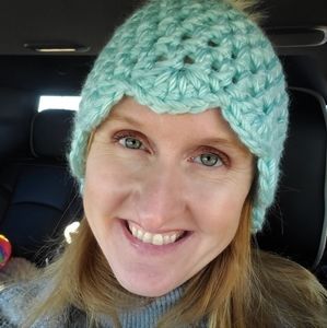 Meet your Posher, Crocheting